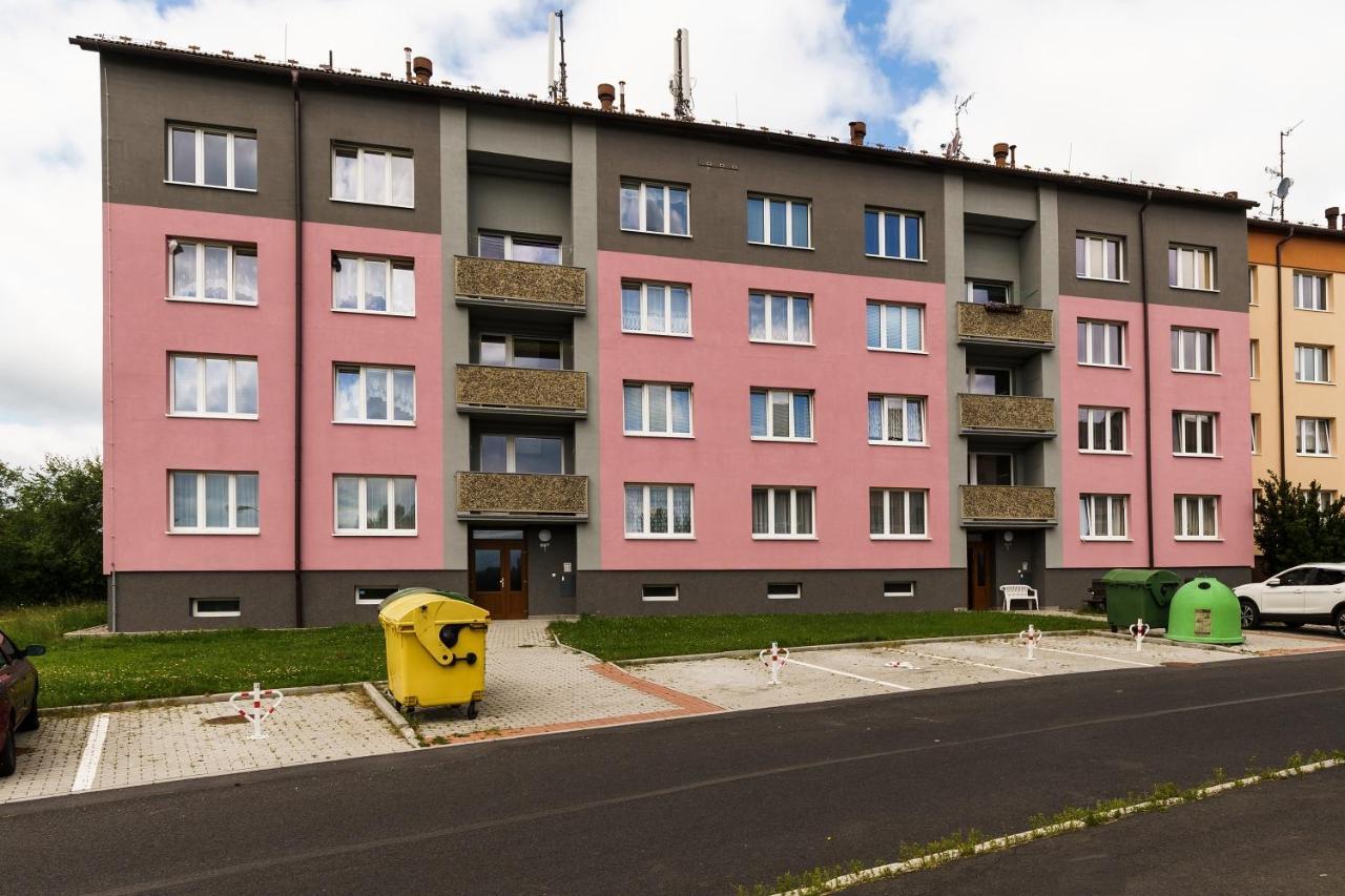 Family Trip Kovarska By Mountain Ways Apartman Kültér fotó